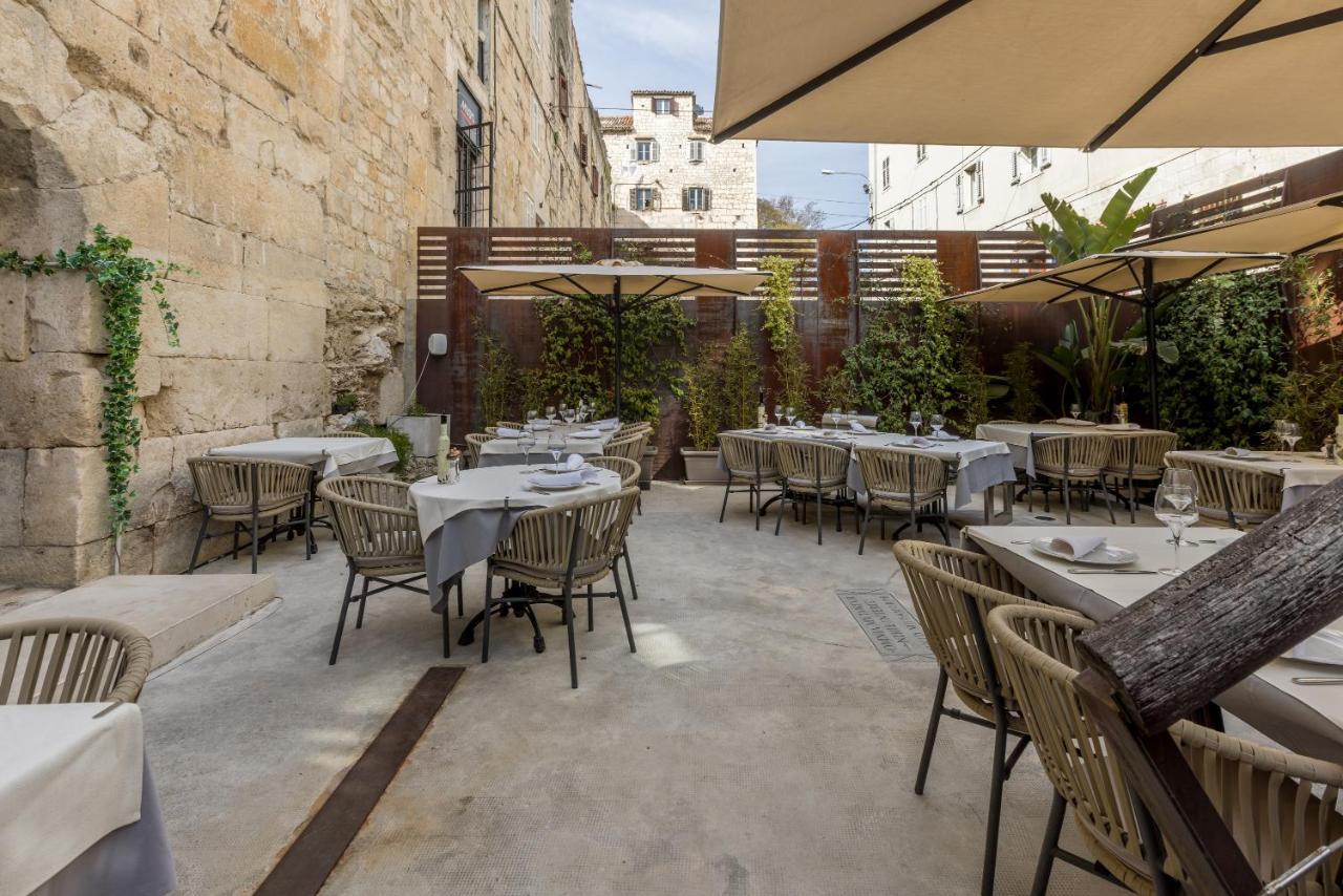 Leonis Restaurant & Rooms Split Exterior photo